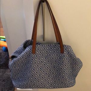 Knit tote